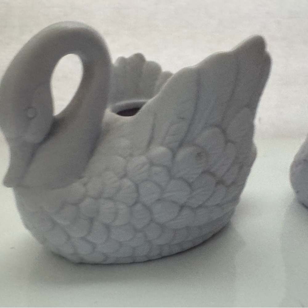 Vintage Beacon Hill Ceramic Swan Candle Holders - Picture 2 of 10